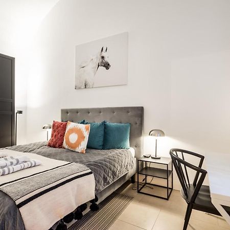 Urban Stable Luxury Apartments Budapest Bagian luar foto