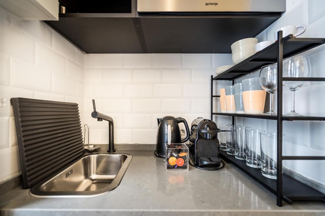 Urban Stable Luxury Apartments Budapest Bagian luar foto