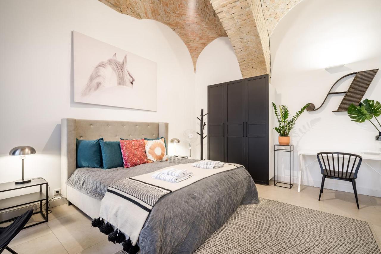 Urban Stable Luxury Apartments Budapest Bagian luar foto