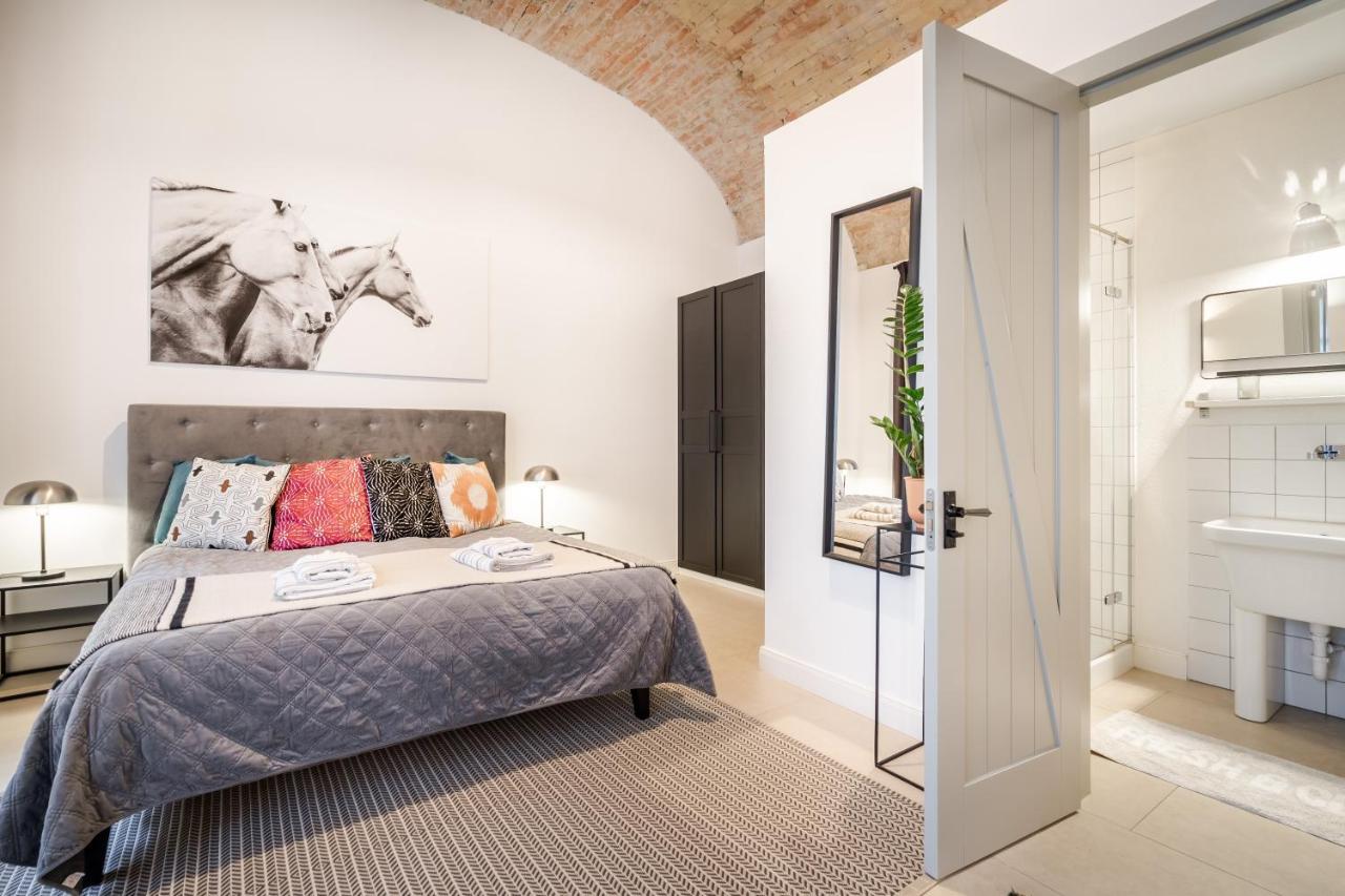 Urban Stable Luxury Apartments Budapest Bagian luar foto