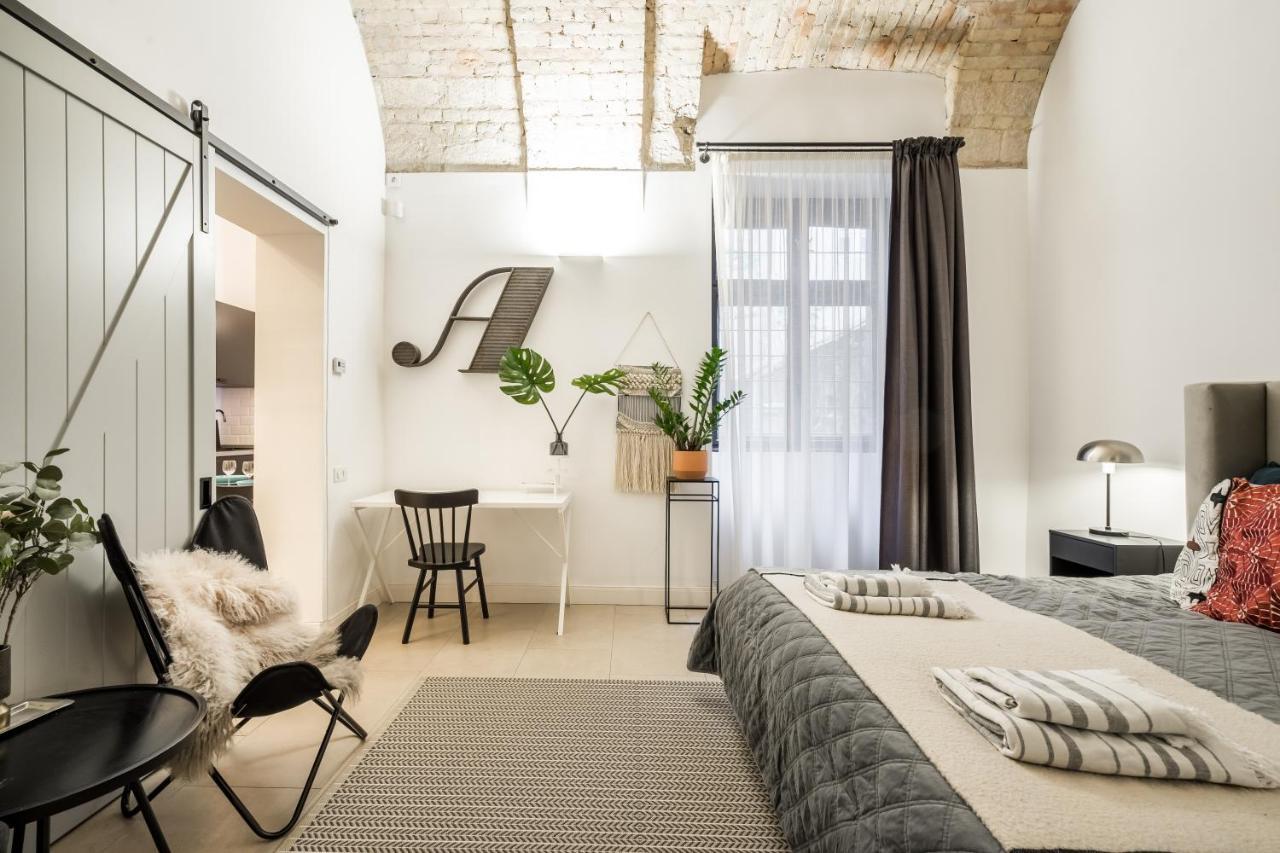 Urban Stable Luxury Apartments Budapest Bagian luar foto